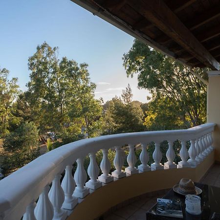 Stefanias Appartments Ágios Matthaíos Dış mekan fotoğraf